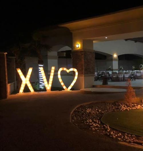 Letras iluminadas LOVE, XV, ♥
